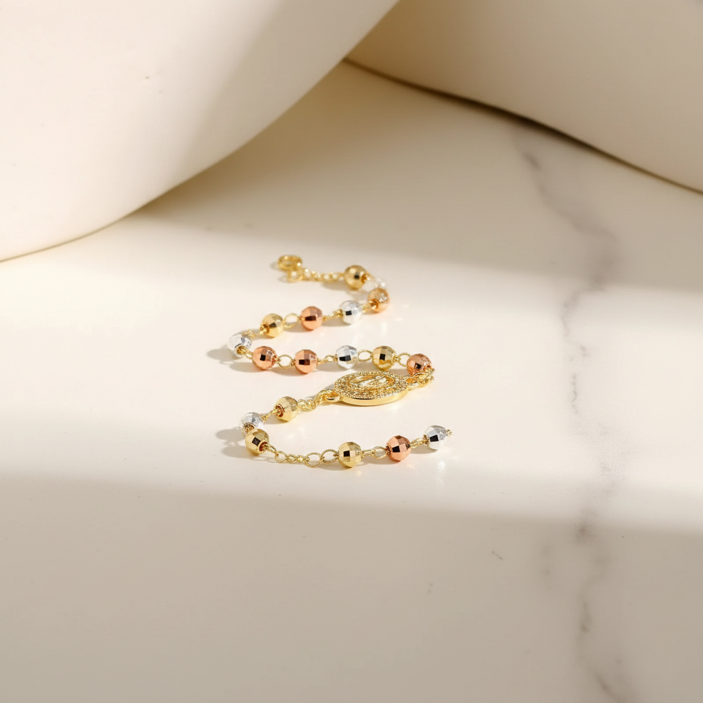 Bracelet sur marbre